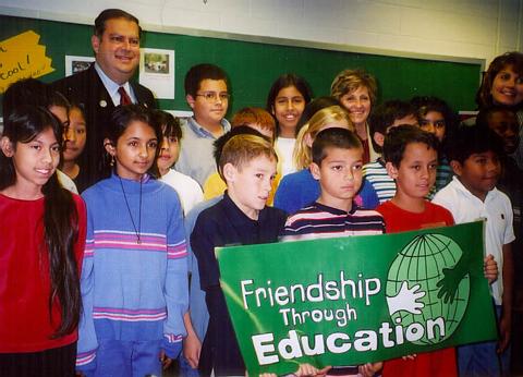 Secretary of Energy Abraham and Students